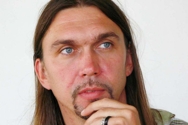 Usmiljenje je konkreten način, s katerim vstajenje naredimo vidno